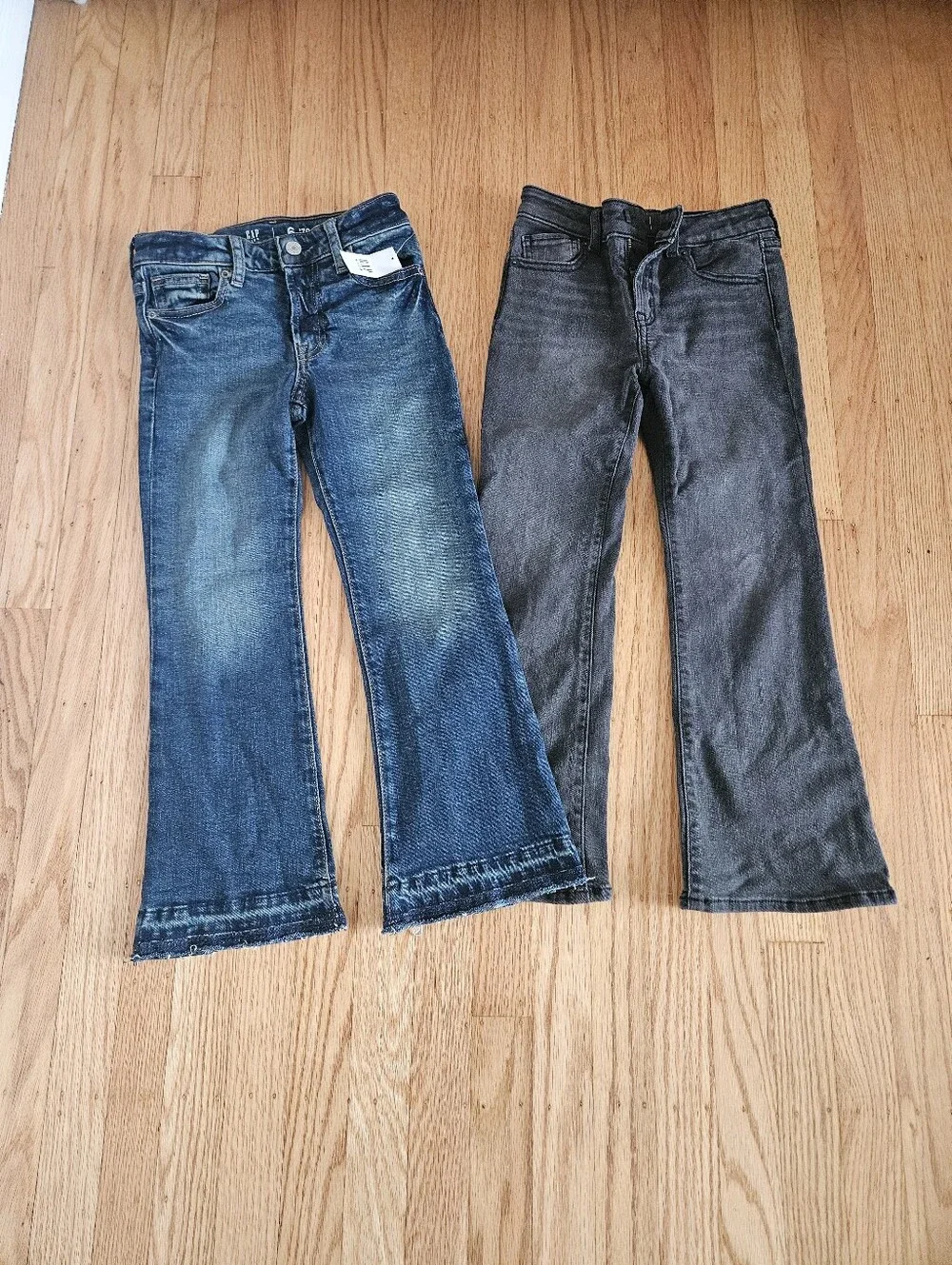 GAP 70's Flare Jeans Size 6